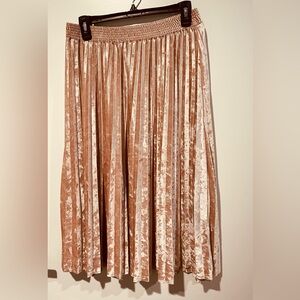 METALLIC PINK VELVET SKIRT